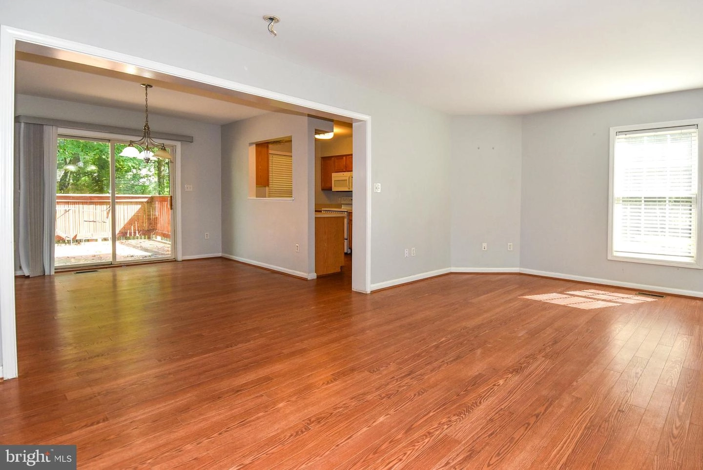 1260 Juniper St, Shady Side, MD 20764 photo 4