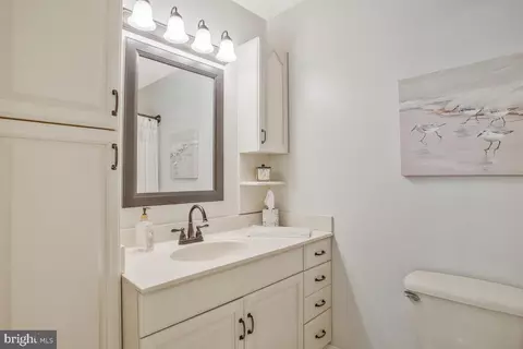 Bath - 8149 Ventnor Rd, Pasadena, MD 21122 photo 1 of 6