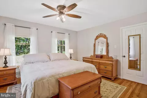 Bedroom - 8149 Ventnor Rd, Pasadena, MD 21122 photo 2 of 3