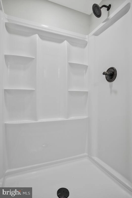 Bath - 8149 Ventnor Rd, Pasadena, MD 21122 photo 6 of 6