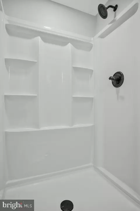 Bath - 8149 Ventnor Rd, Pasadena, MD 21122 photo 6 of 6