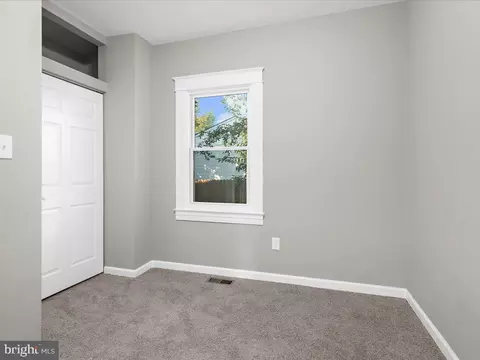 Bedroom - 213 Franklin Ave, Brooklyn, MD 21225 photo 2 of 3