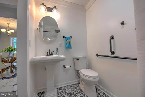 1406 Orr Ct, Pasadena, MD 21122 photo 34