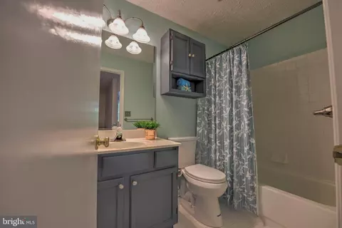 1406 Orr Ct, Pasadena, MD 21122 photo 56