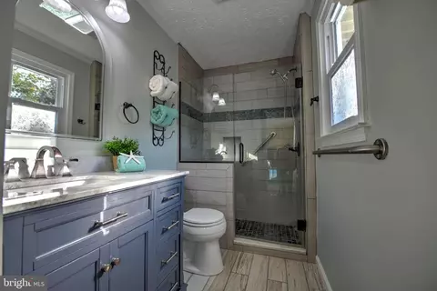 1406 Orr Ct, Pasadena, MD 21122 photo 47