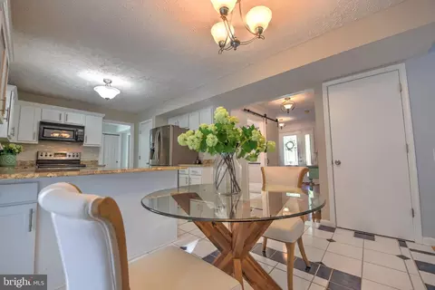 1406 Orr Ct, Pasadena, MD 21122 photo 26