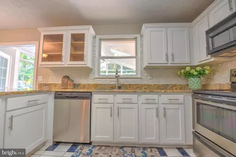 1406 Orr Ct, Pasadena, MD 21122 photo 22