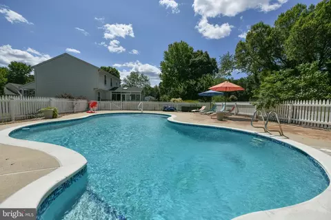 1406 Orr Ct, Pasadena, MD 21122 photo 5