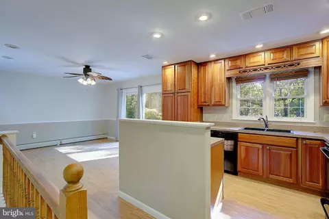 547 Higgins Dr, Odenton, MD 21113 photo 14