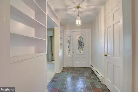 547 Higgins Dr, Odenton, MD 21113 photo 5