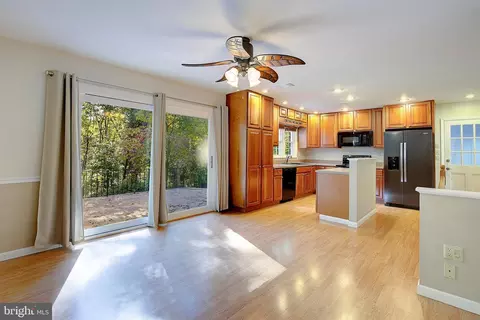 547 Higgins Dr, Odenton, MD 21113 photo 11