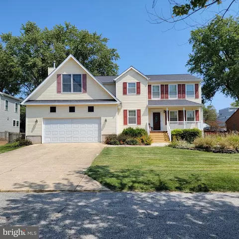 110 Elliott Pl, Edgewater, MD 21037