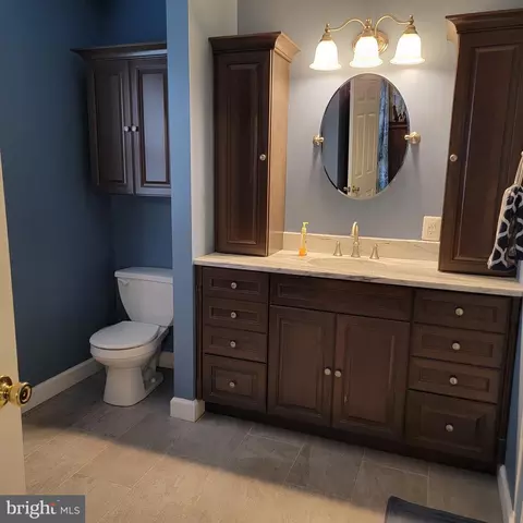 Bath - 110 Elliott Pl, Edgewater, MD 21037 photo 1 of 2