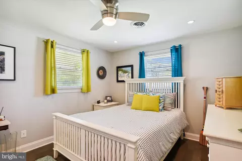 Bedroom - 3423 S River Ter, Edgewater, MD 21037 photo 1 of 5