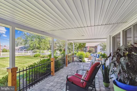 Exterior - 3423 S River Ter, Edgewater, MD 21037 photo 2 of 22