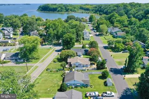 View/Area - 3423 S River Ter, Edgewater, MD 21037 photo 3 of 10