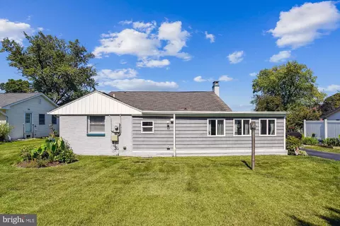 Exterior - 3423 S River Ter, Edgewater, MD 21037 photo 6 of 22
