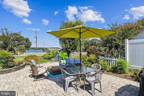 Exterior - 3423 S River Ter, Edgewater, MD 21037 photo 4 of 22