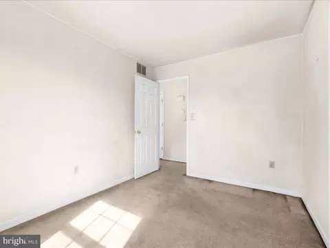 313 Doris Ave, Brooklyn, MD 21225 photo 15