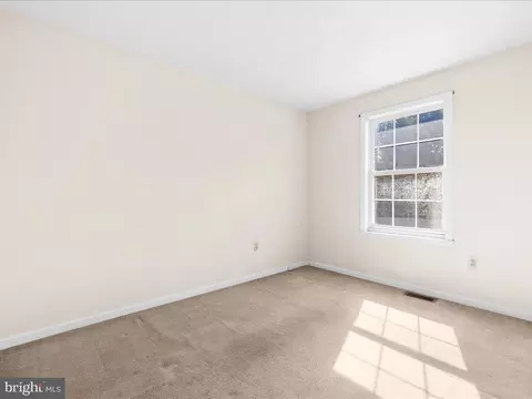 313 Doris Ave, Brooklyn, MD 21225 photo 16