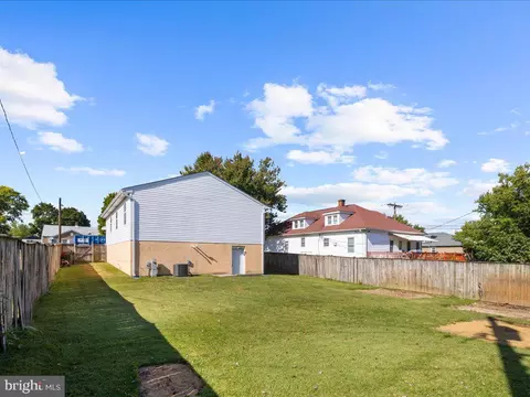 313 Doris Ave, Brooklyn, MD 21225 photo 30