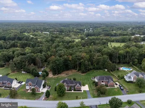 View/Area - 1509 Devere Dr, Pasadena, MD 21122 photo 4 of 13