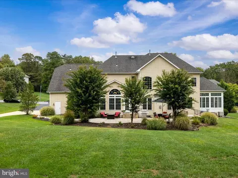 Exterior - 1509 Devere Dr, Pasadena, MD 21122 photo 3 of 14