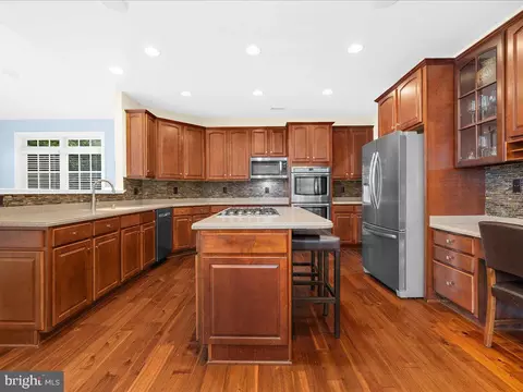 Kitchen - 1509 Devere Dr, Pasadena, MD 21122 photo 3 of 11