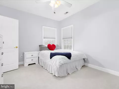 Bedroom - 1509 Devere Dr, Pasadena, MD 21122 photo 1 of 15
