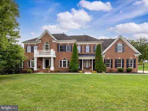 Exterior - 1509 Devere Dr, Pasadena, MD 21122 photo 5 of 14