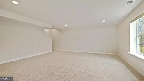 Living - 832 Hillside Ave, Edgewater, MD 21037 photo 2 of 2