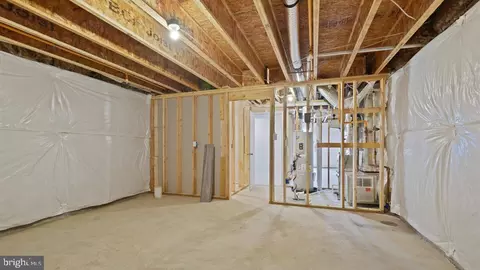 Entry Way - 832 Hillside Ave, Edgewater, MD 21037 photo 21 of 21