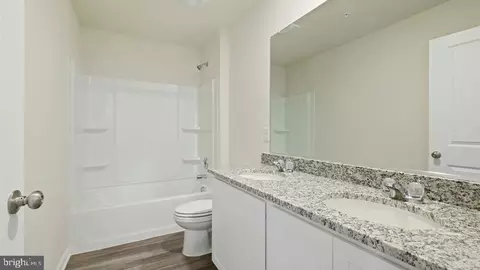 Entry Way - 832 Hillside Ave, Edgewater, MD 21037 photo 19 of 21
