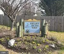 View/Area - 832 Hillside Ave, Edgewater, MD 21037 photo 2 of 2
