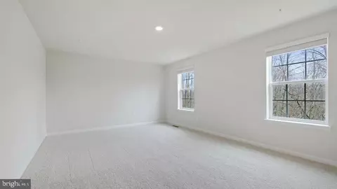 Entry Way - 832 Hillside Ave, Edgewater, MD 21037 photo 12 of 21