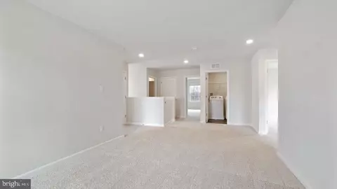 Entry Way - 832 Hillside Ave, Edgewater, MD 21037 photo 11 of 21