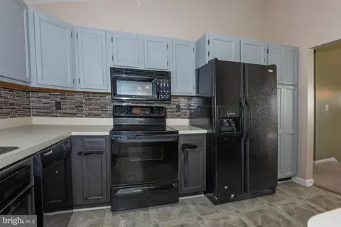 Kitchen - 7523 Harmans Rd, Harmans, MD 21077 photo 2 of 5