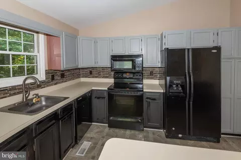 Kitchen - 7523 Harmans Rd, Harmans, MD 21077 photo 1 of 5