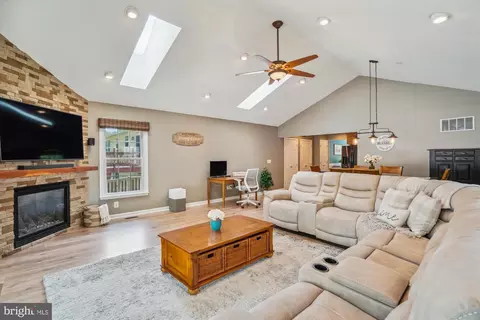 3522 River Bridge Way, Laurel, MD 20724 photo 3