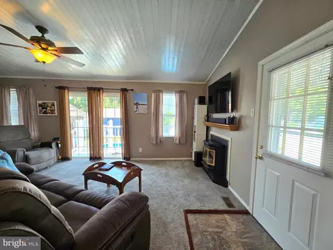 254 Meadow Rd, Pasadena, MD 21122 photo 10