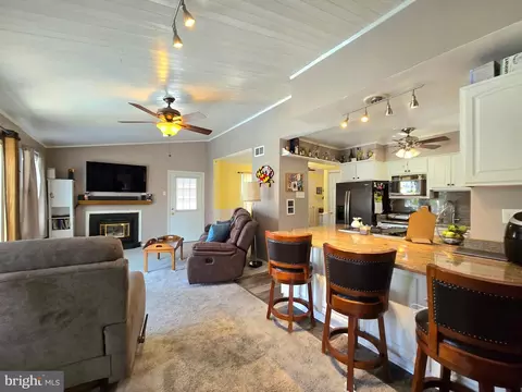 254 Meadow Rd, Pasadena, MD 21122 photo 13