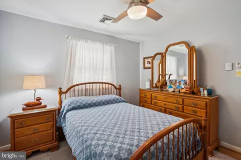 1496 Heron Rd, Pasadena, MD 21122 photo 24