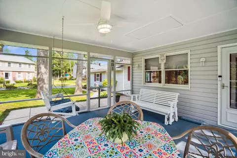 1496 Heron Rd, Pasadena, MD 21122 photo 17
