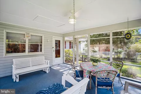 1496 Heron Rd, Pasadena, MD 21122 photo 16