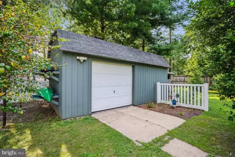 1496 Heron Rd, Pasadena, MD 21122 photo 51