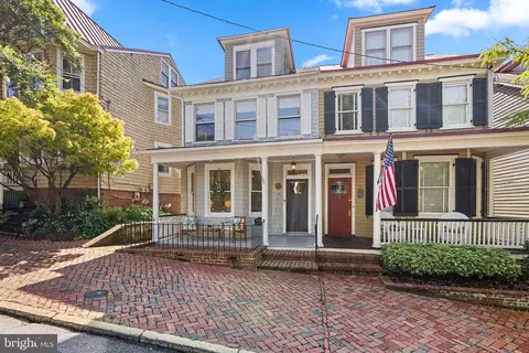 92 Market St, Annapolis, MD 21401