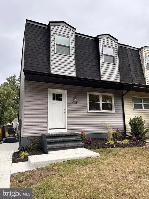 8543 Summit Rd, Pasadena, MD 21122