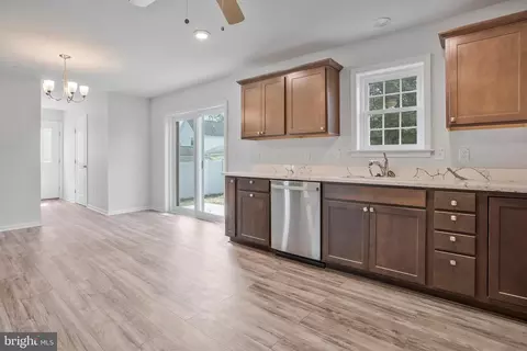825 Selby Blvd, Edgewater, MD 21037 photo 40