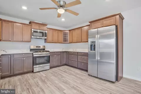 825 Selby Blvd, Edgewater, MD 21037 photo 38