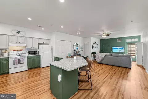 2481 Wentworth Dr, Crofton, MD 21114 photo 11